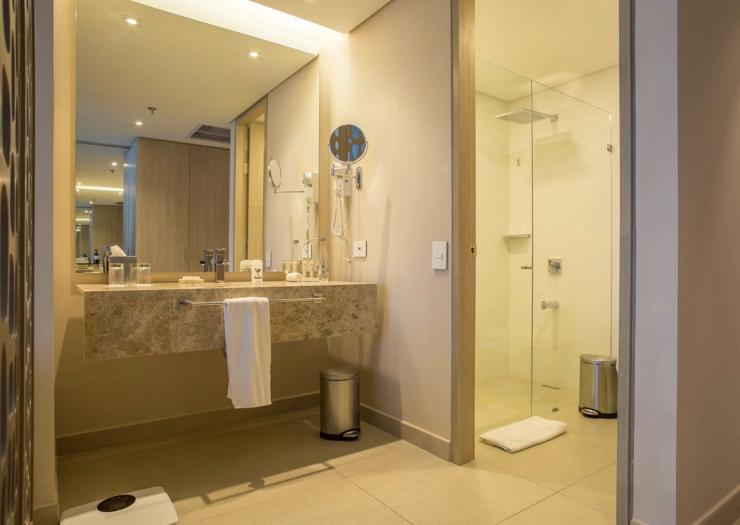 Junior Suite King con Balcón ESTELAR Cartagena de Indias Hotel & Centro de Convenciones Colombia - Cartagena Junior Suite King con Balcón ESTELAR Cartagena de Indias Hotel & Centro de Convenciones Colombia - Cartagena